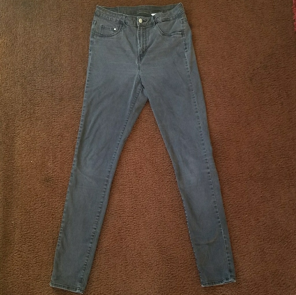 FLASH FRIDAY SALE! H&M WOMEN'S HIGH WAIST JEGGINGS