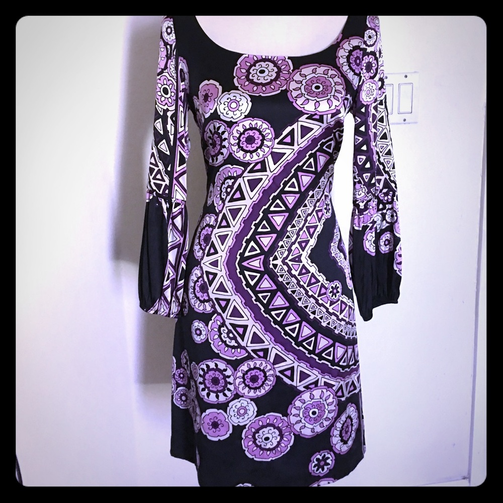 Beautiful geometric print ls dress