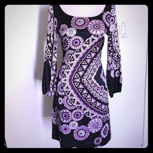 Beautiful geometric print ls dress