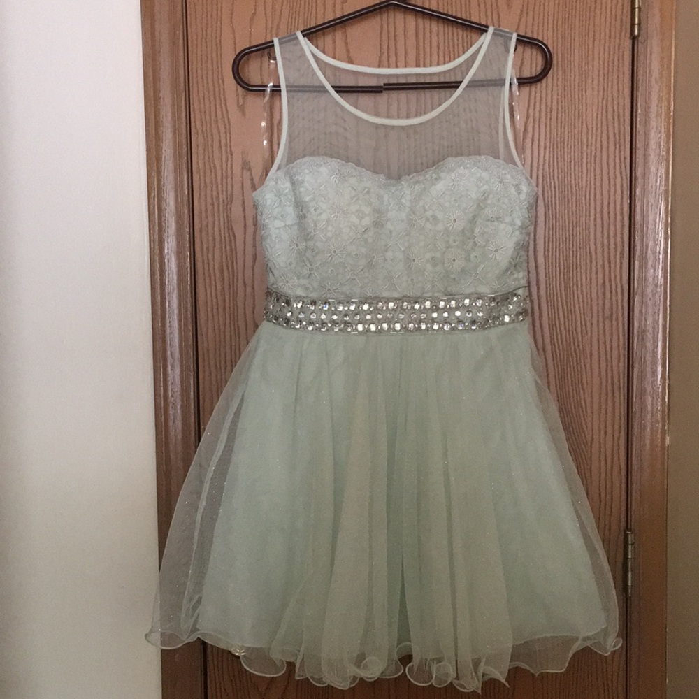 Size 9 My Michelle dress