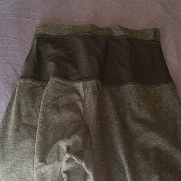 Lululemon - Picture 3 of 4