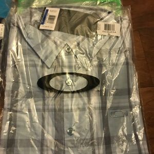 Oakley Shirt