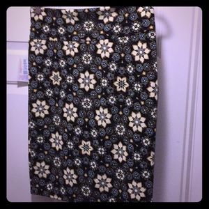LuLaRoe Cassie Skirt