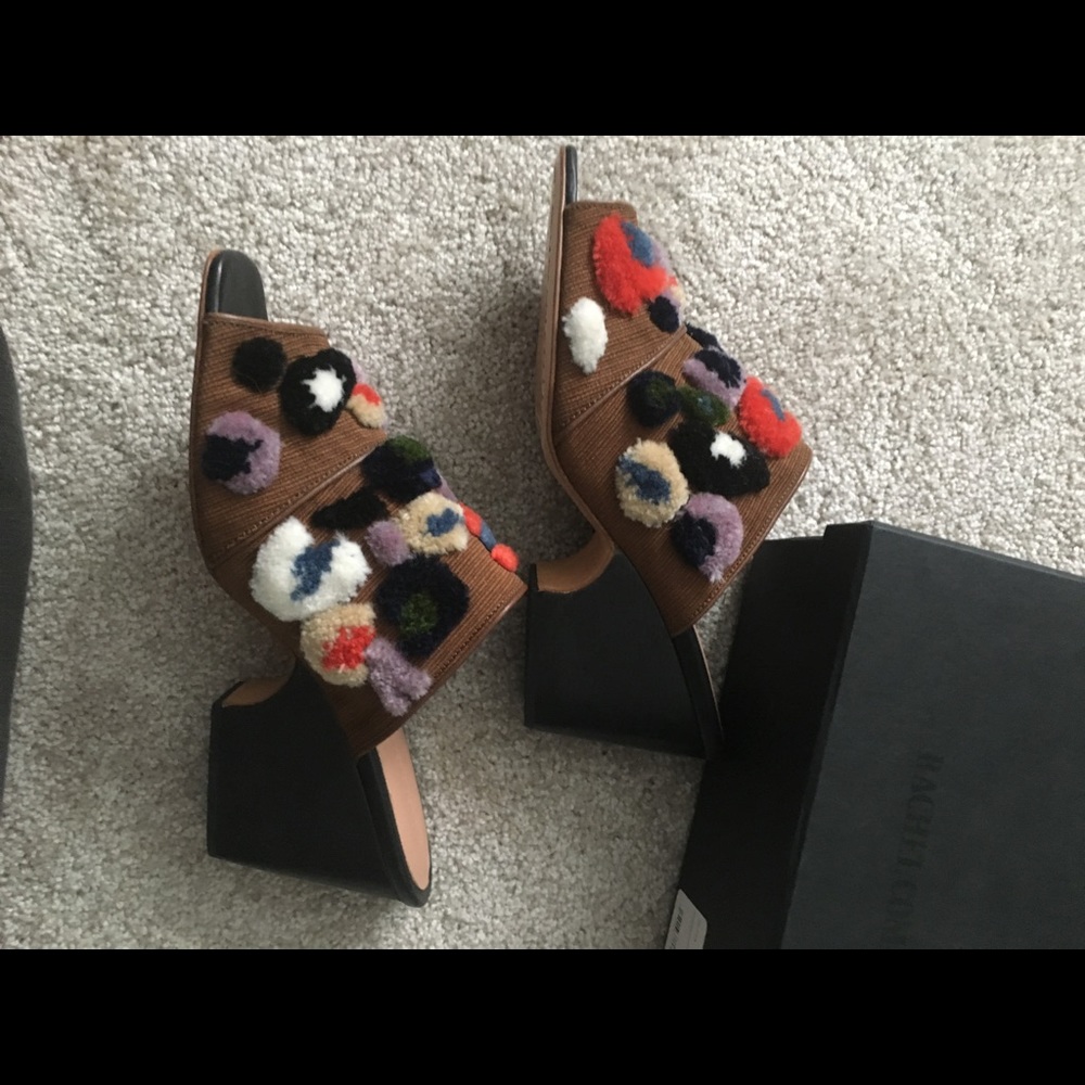 Rachel Comey Embroidered Dahl Mules. - Picture 3 of 4