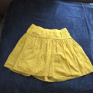Old Navy yellow sunflower skirt