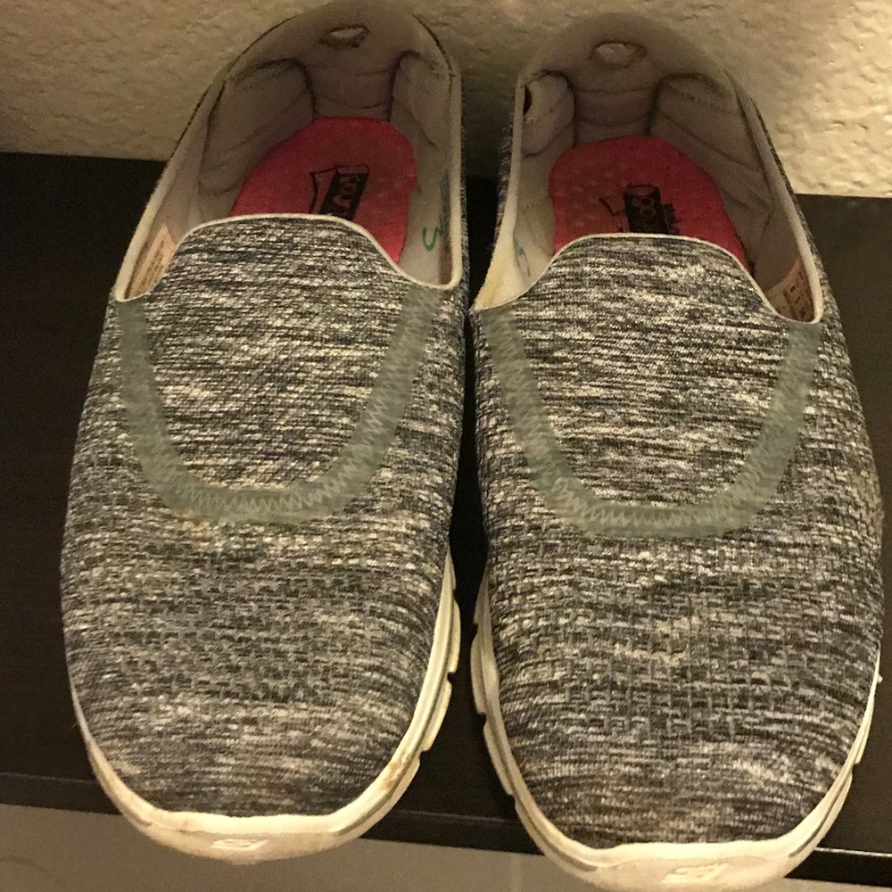 Walking shoes
