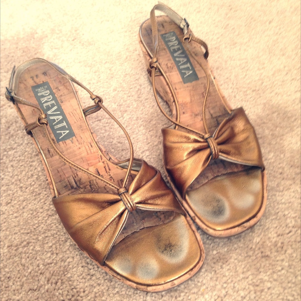 Prevata Gold Sandals