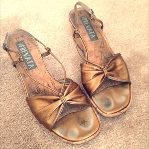 Prevata Gold Sandals