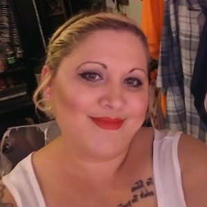 Meet your Posher, Christa