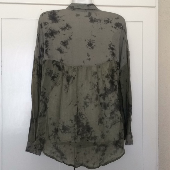 FREE PEOPLE Cloud Wash Camo Button Down - Picture 3 of 5