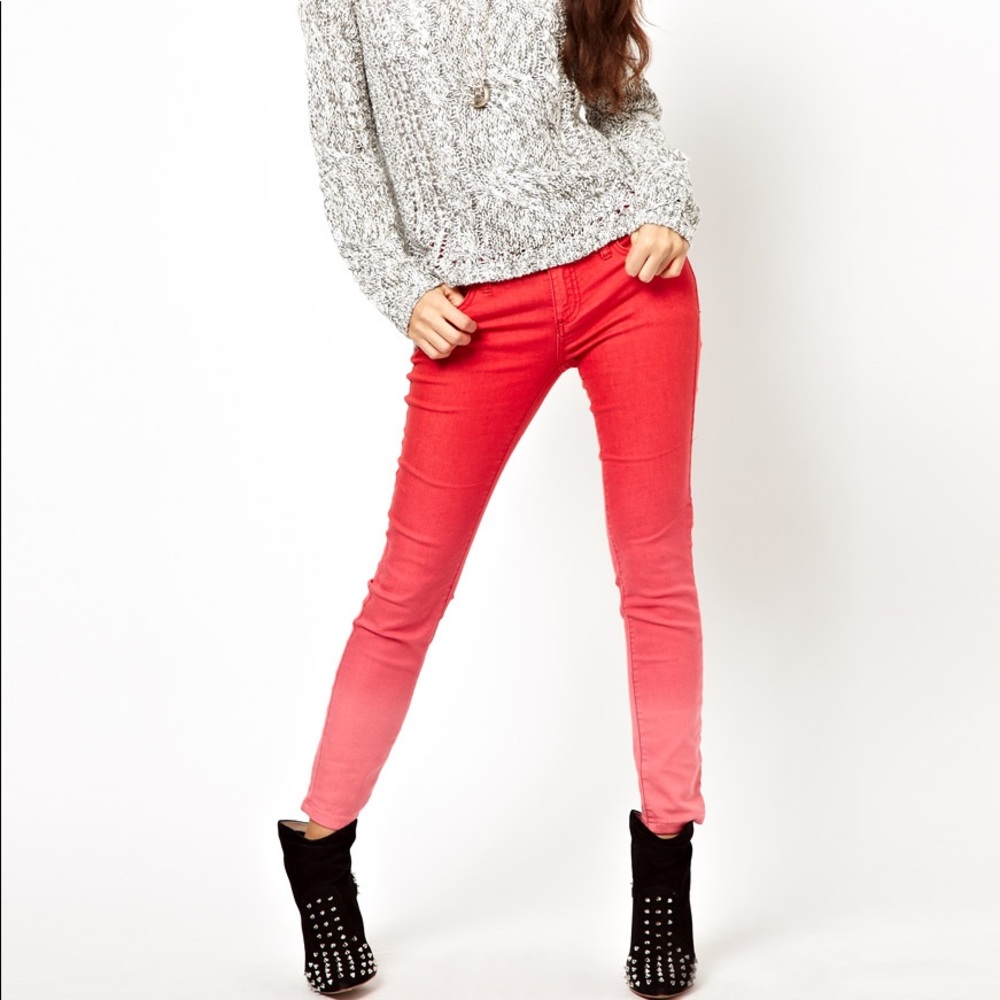 Free People Red Ombré Cropped Skinny Jean EUC