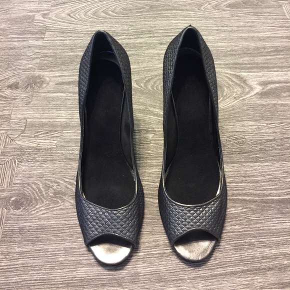 Enzo Angioloni Silver Peep Toe Heels - Picture 1 of 3
