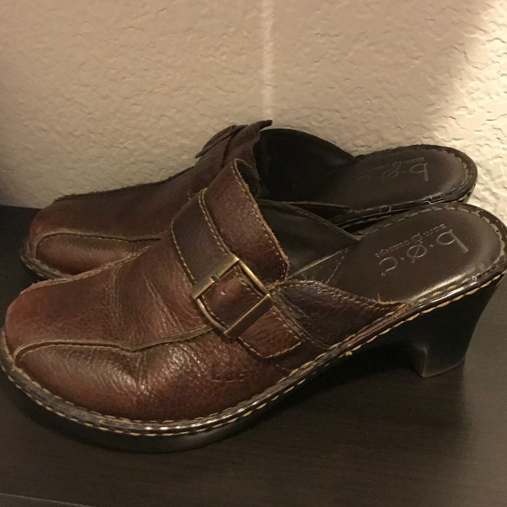 Clogs - Picture 2 of 2