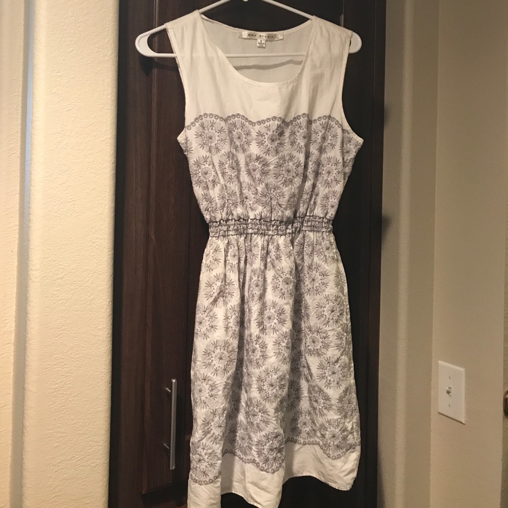 Max Studio white and grey dress