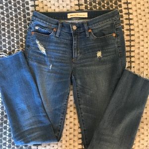 Gap True Skinny Ankle Jeans
