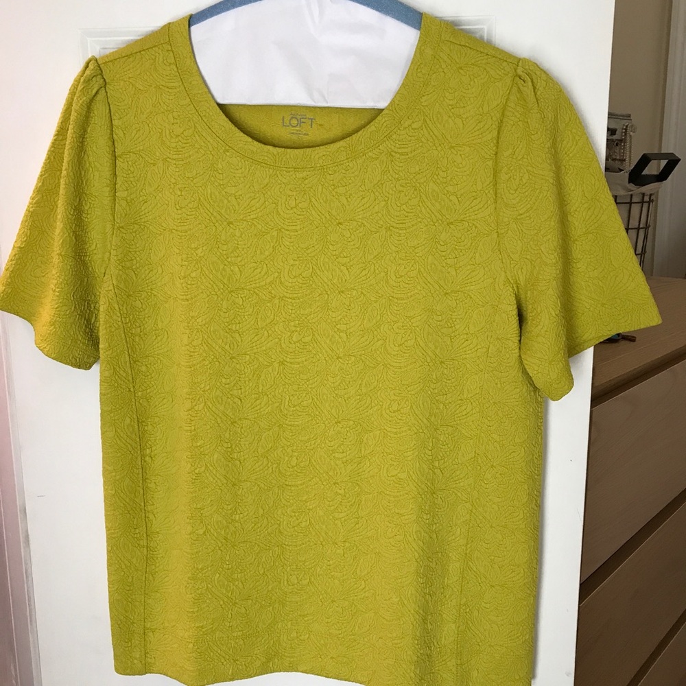 LOFT chartreuse puffed short sleeve shirt