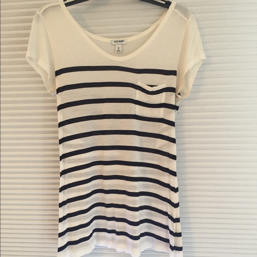 Black & White Stripe Pocket Tee! EUC