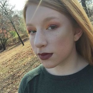 Meet your Posher, Ella