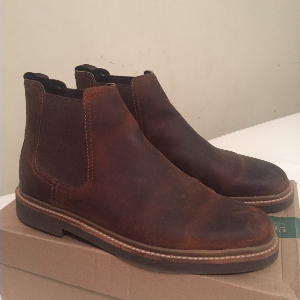 Clarks Bushacre Up Beeswax chelsea boot