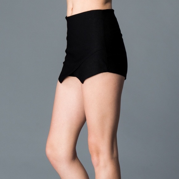 Black Asymmetrical Skort - Picture 5 of 7