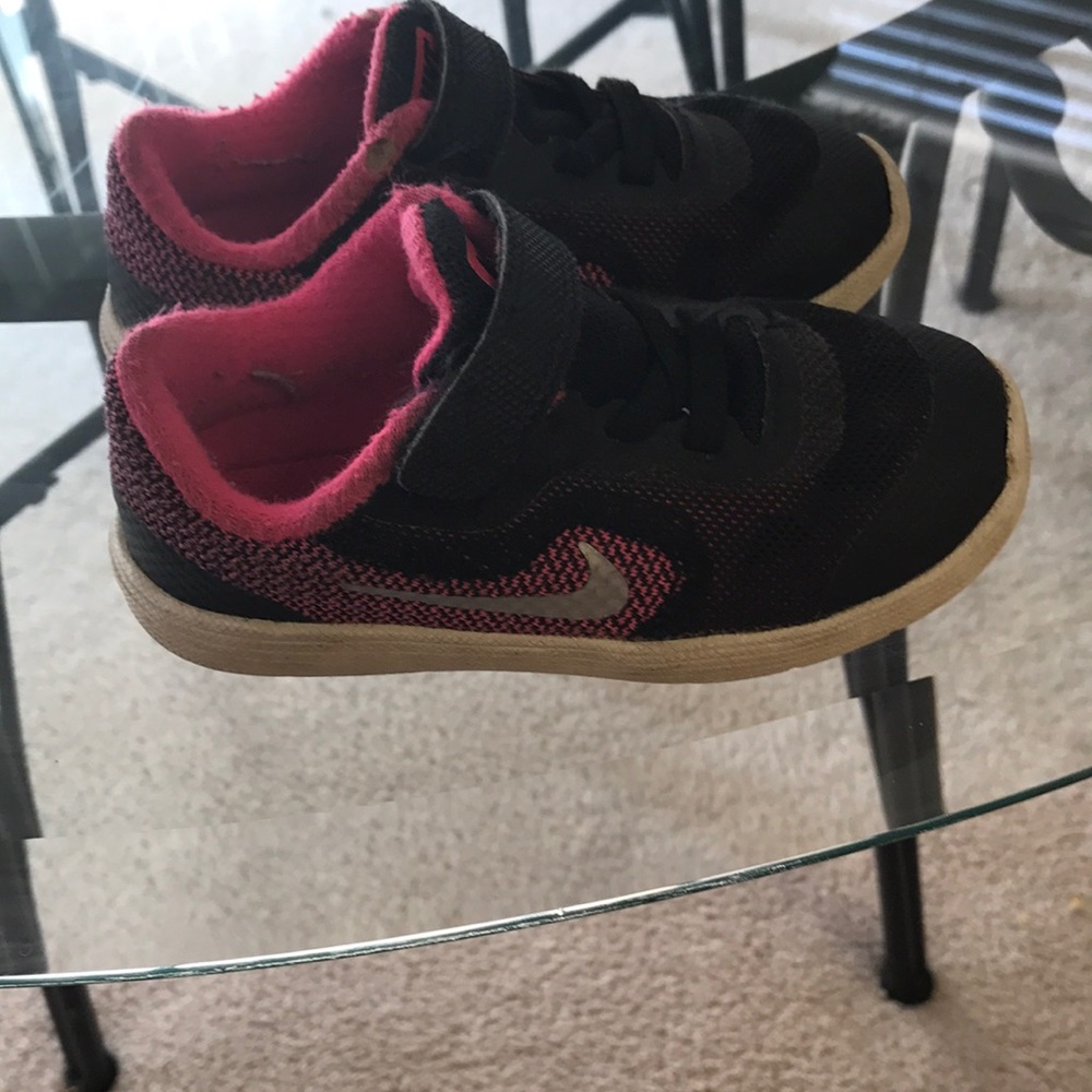 Toddler girls Nike used size 8