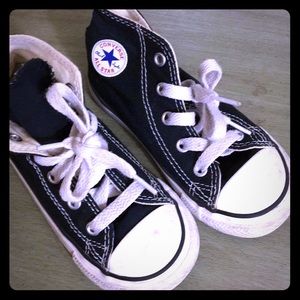 Converse high tops size toddler 10 GUC