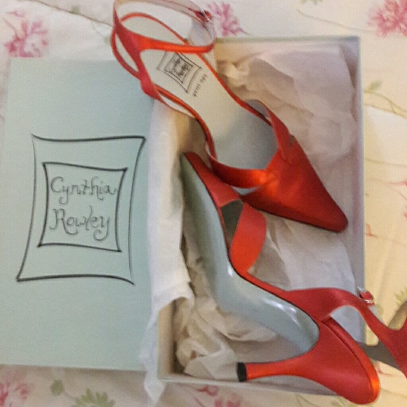 Cynthia Rowley Shoes - New Stunning Cynthia Rowley Pumps
