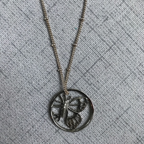 Butterfly necklace - Picture 1 of 3