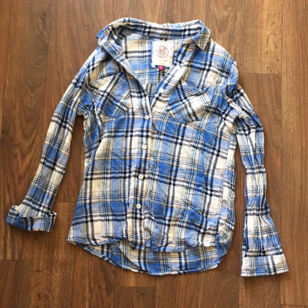Blue plaid button down - Picture 1 of 4