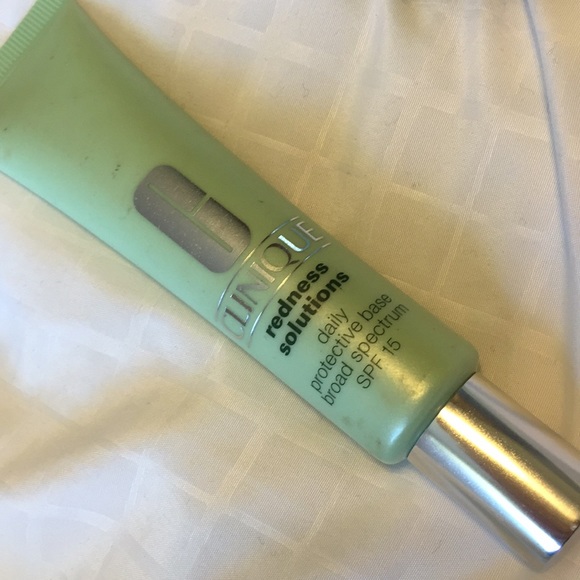 Clinique Redness Solutions Set - Picture 3 of 5