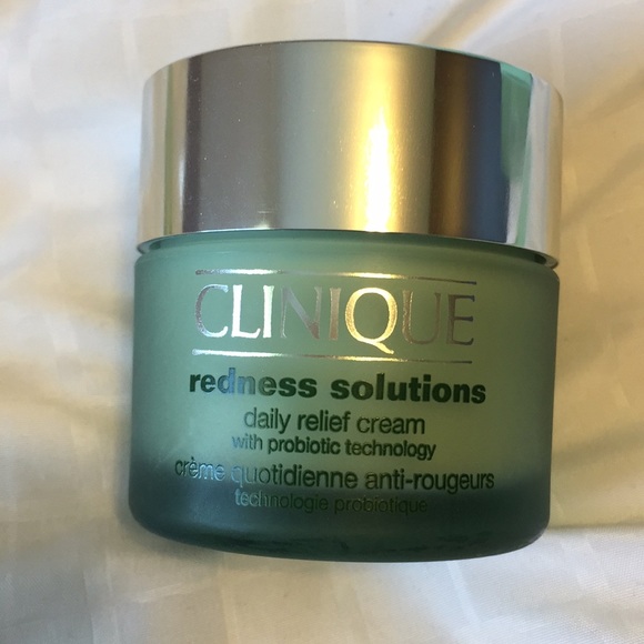 Clinique Redness Solutions Set - Picture 4 of 5