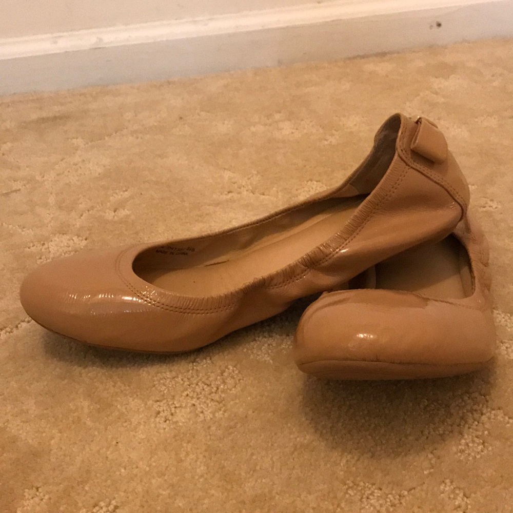 Ballet flats