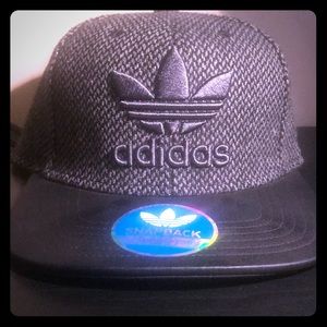 Adidas Trefoil Plus SnapBack