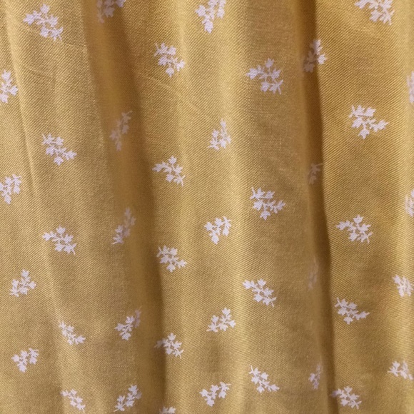 Yellow dress - Picture 2 of 3