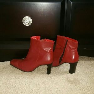 Ankle boots