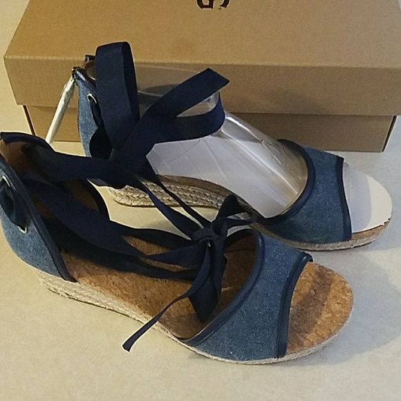 UGG Shoes - UGG W Amell Blue Denim Wedge Sandals size 7