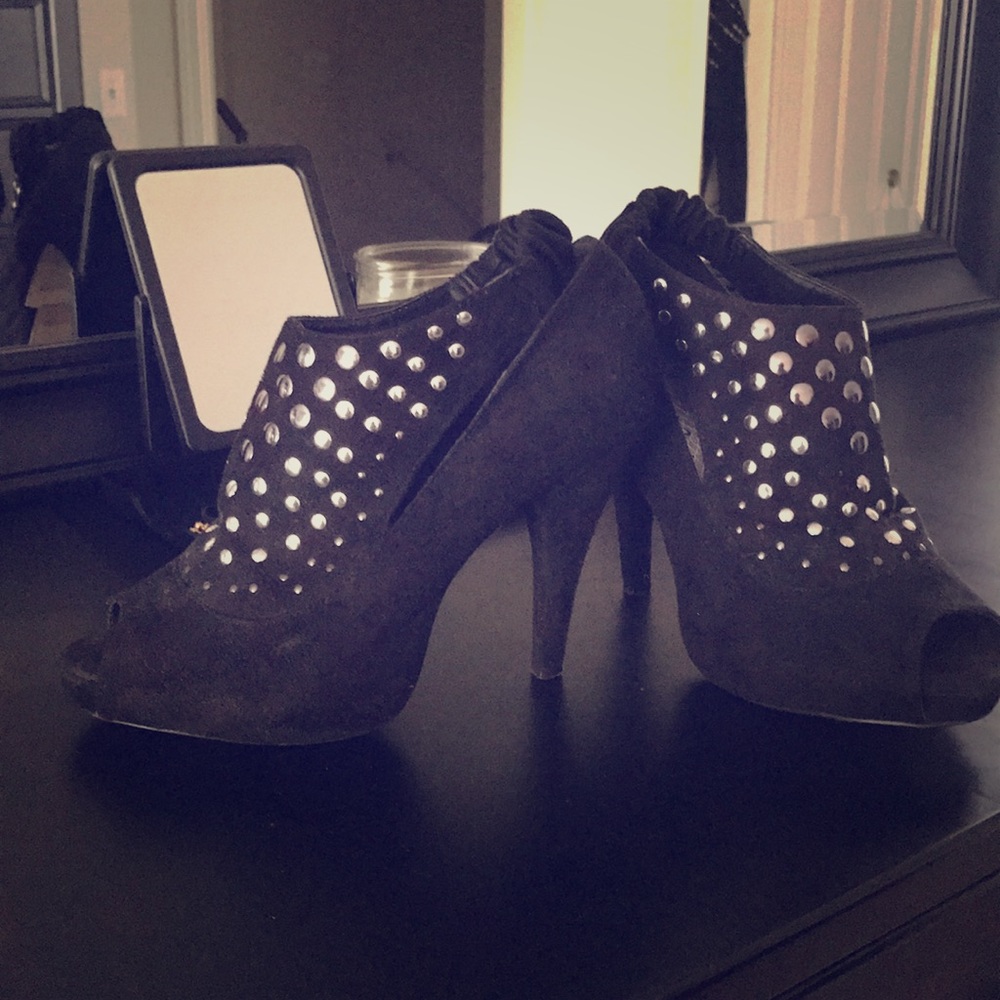 Charlotte Russe black booties