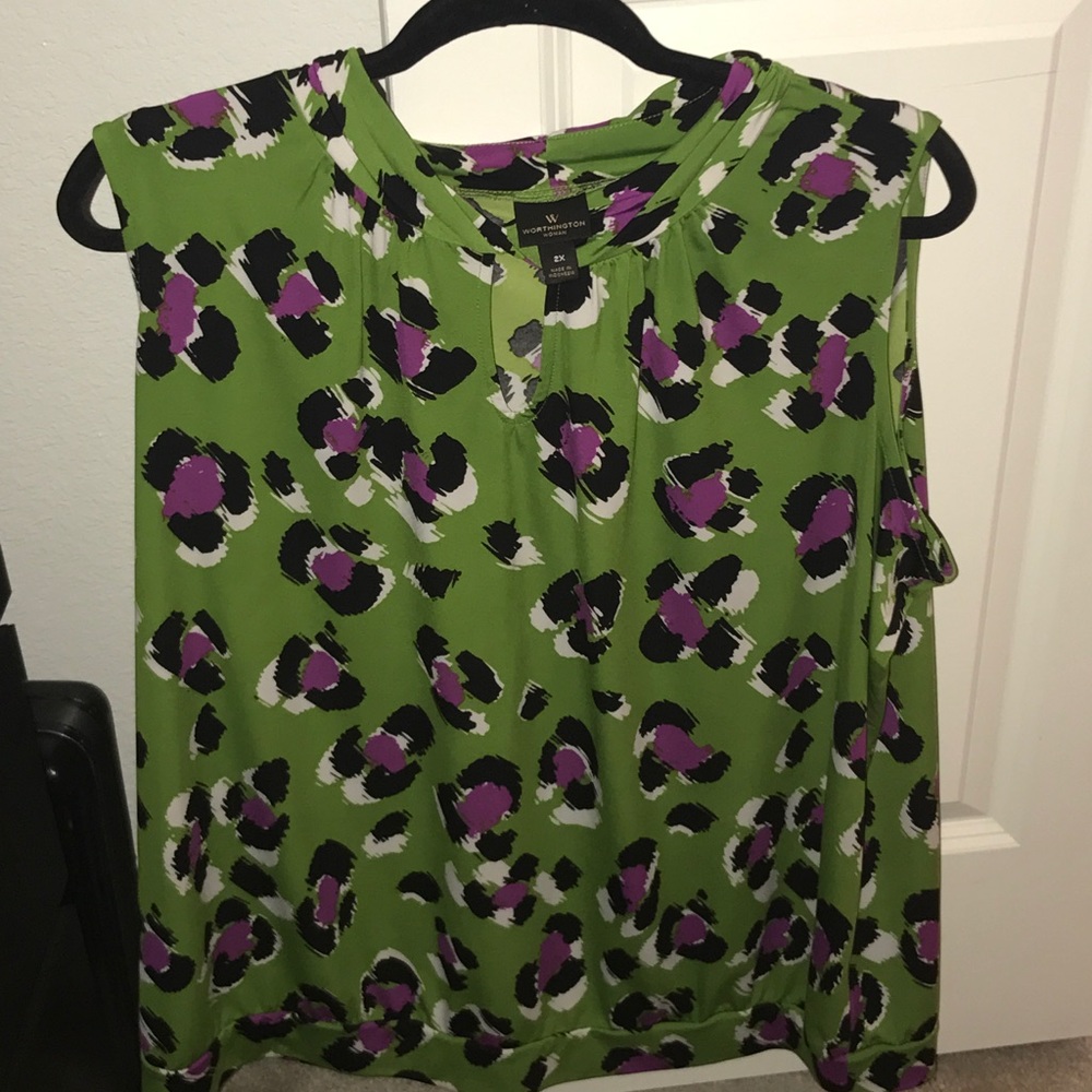 Sleeveless top
