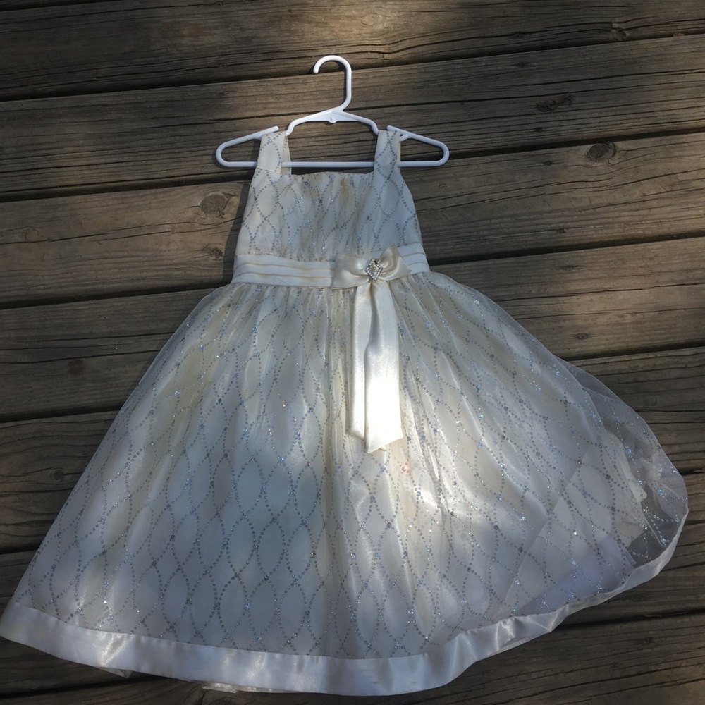 Flower girl dress