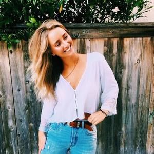 Meet your Posher, Joanna