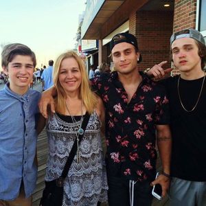 Meet your Posher, Nicholas