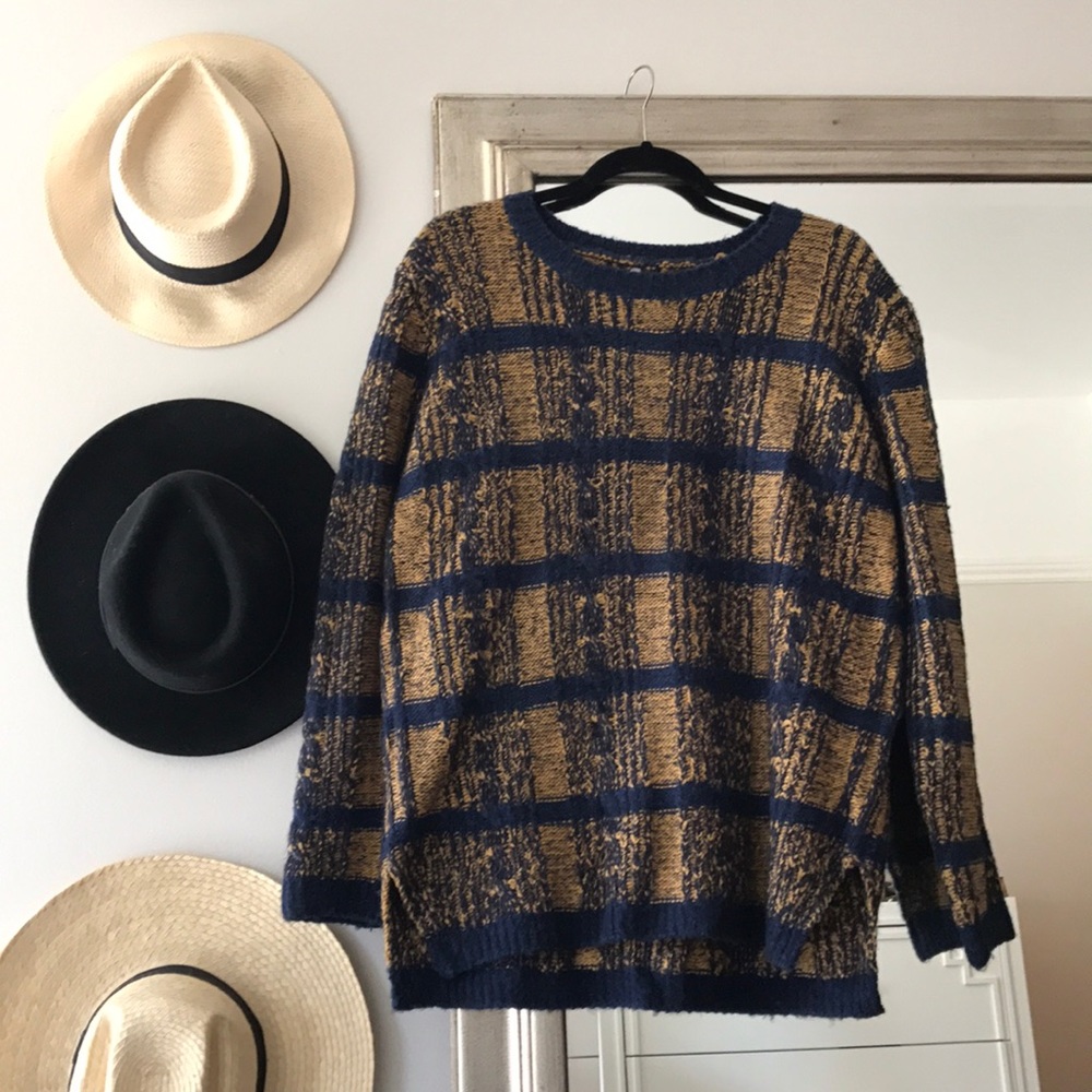 Vintage-like Sweater