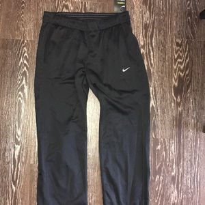 Black Nike sweat pants NWT Sz woman's small!