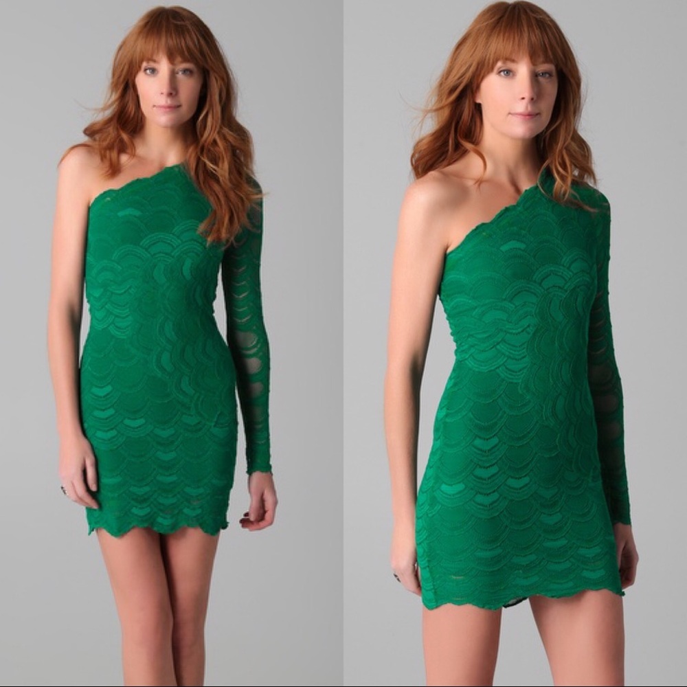 Green One Shoulder Lace Scallop Mini Dress