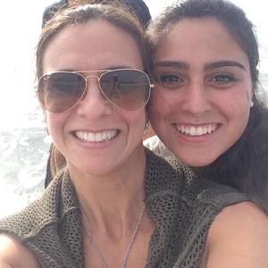 Meet your Posher, Tania