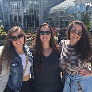 Meet your Posher, Hayley