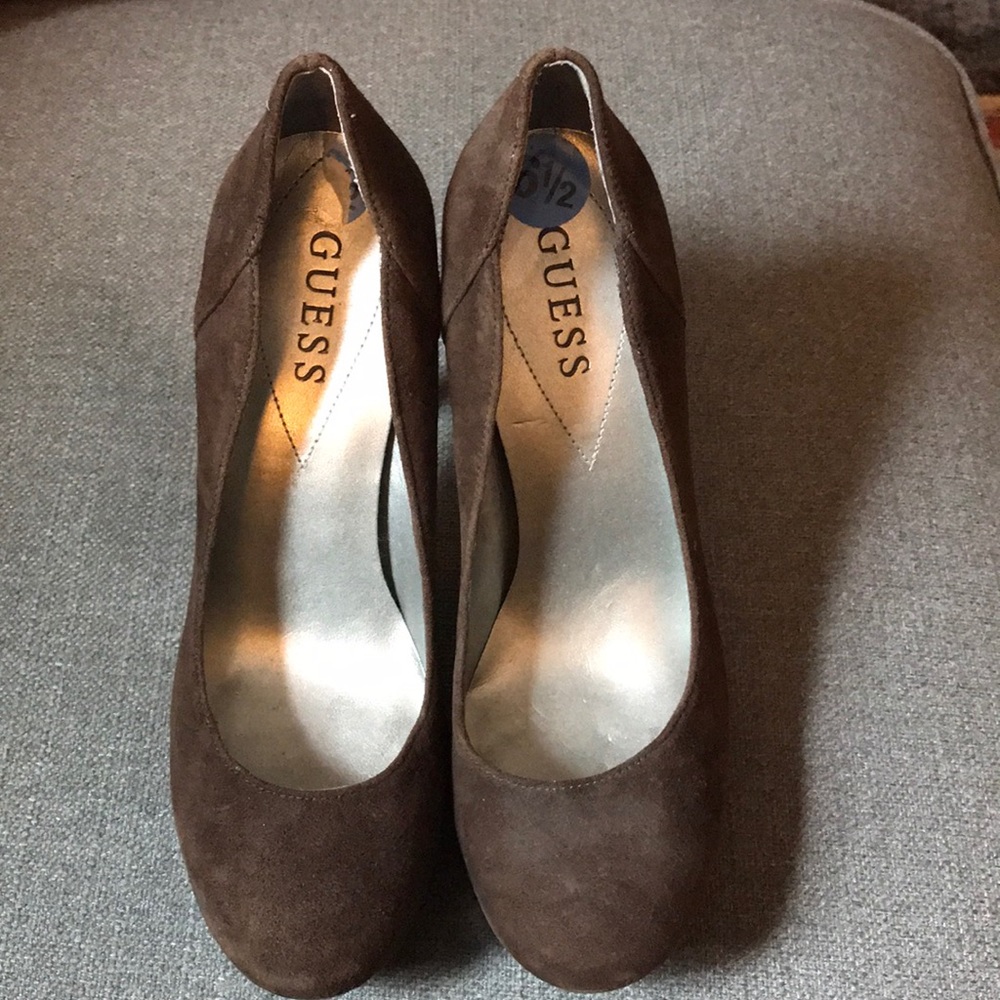 Dark brown guess platform heels 6.5