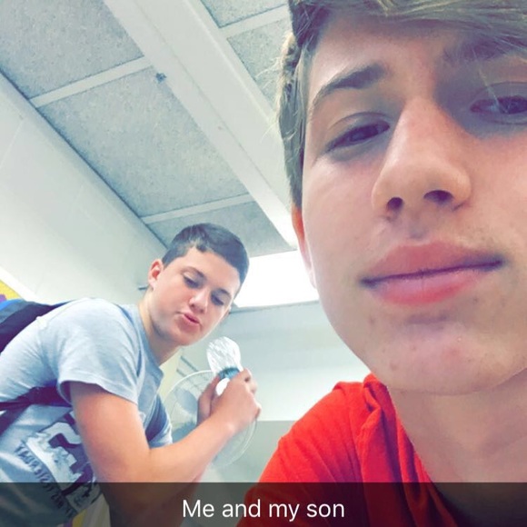 Meet your Posher, Brett - Picture 1 of 1