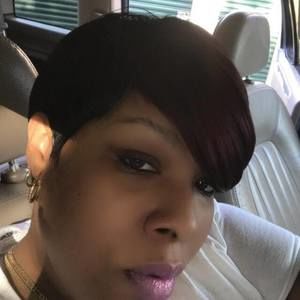 Meet your Posher, Shauna