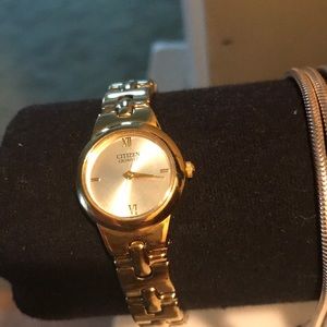 Citizen watch, New: battery, glass face -like new